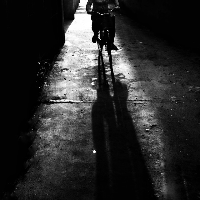 light-monochrome-shadow-silhouette-street picture material