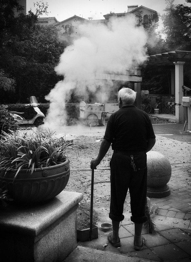 people-one-adult-smoke-man picture material