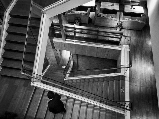 step-monochrome-architecture-no-person-modern picture material