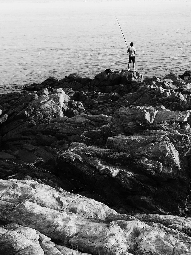 sea-rock-water-ocean-monochrome 图片素材