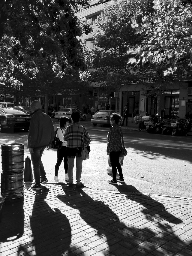 people-street-monochrome-group-together-group 图片素材