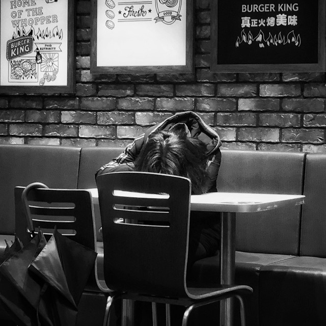 people-seat-chair-furniture-black 图片素材