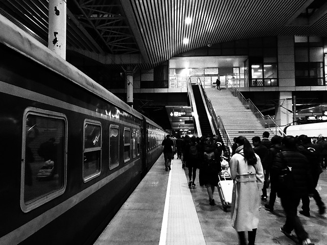 train-railway-people-transportation-system-subway-system picture material