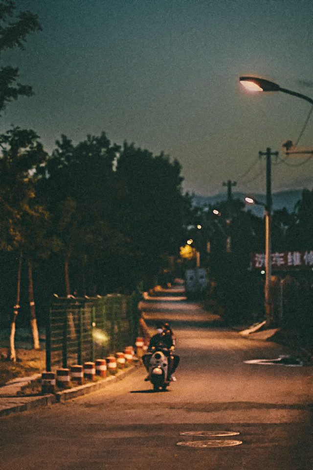vehicle-road-transportation-system-light-street 图片素材