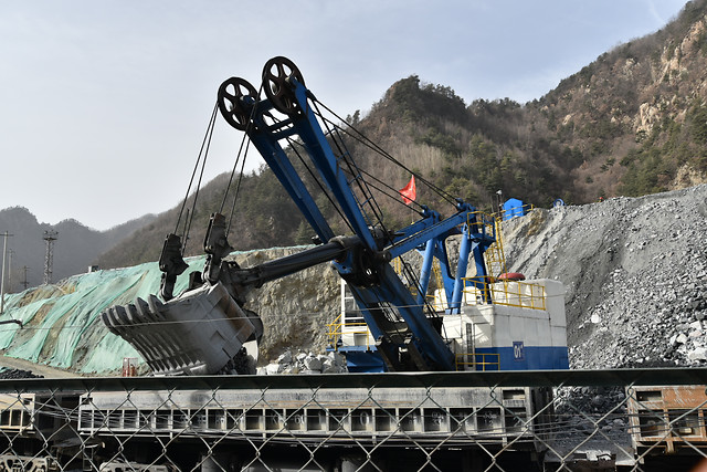 vehicle-transportation-system-industry-travel-water picture material