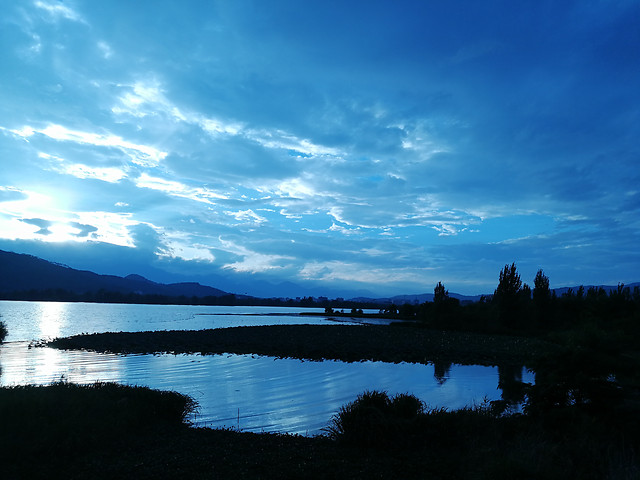 no-person-water-lake-sky-dawn 图片素材