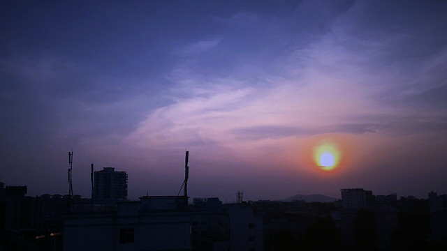 sunset-sun-dawn-sky-moon 图片素材