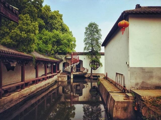 qushui-sky-town-architecture-house picture material