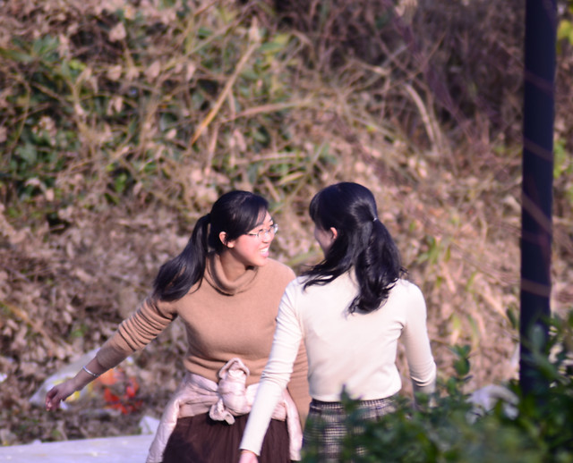 woman-girl-love-people-outdoors 图片素材