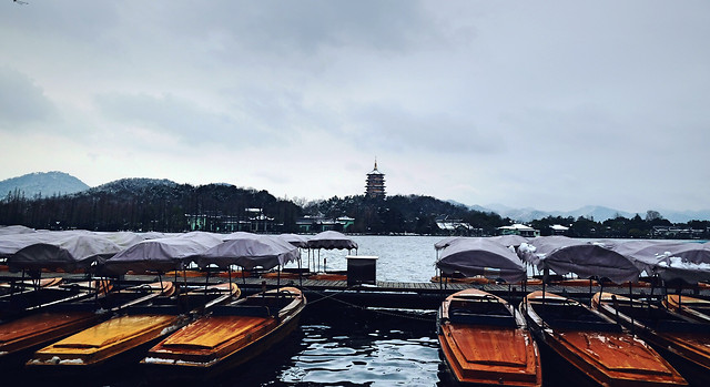 water-sky-vehicle-boat-harbor picture material