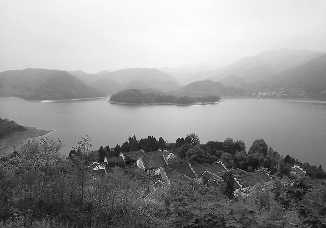 landscape-water-lake-no-person-mountain 图片素材
