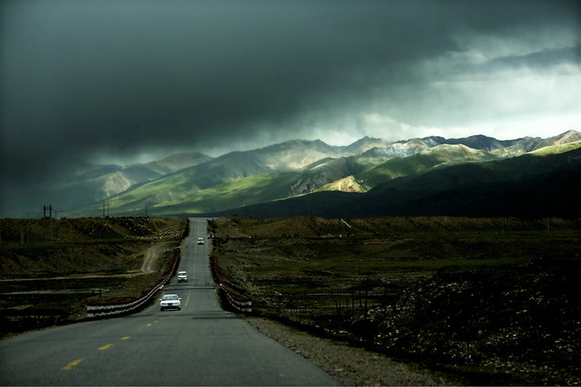 road-landscape-travel-no-person-sky 图片素材