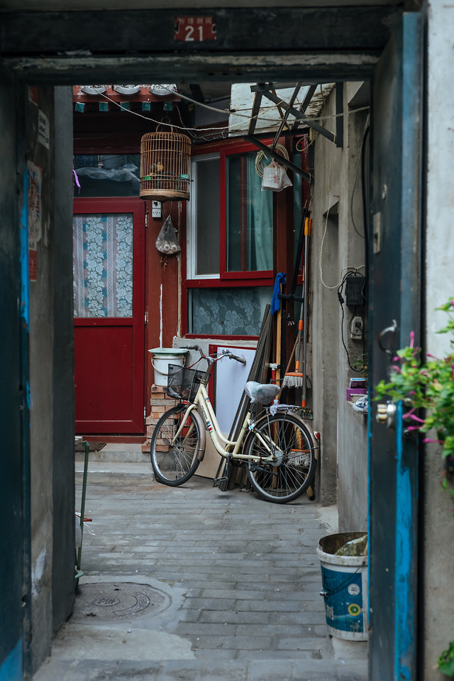 street-city-urban-land-vehicle-architecture 图片素材