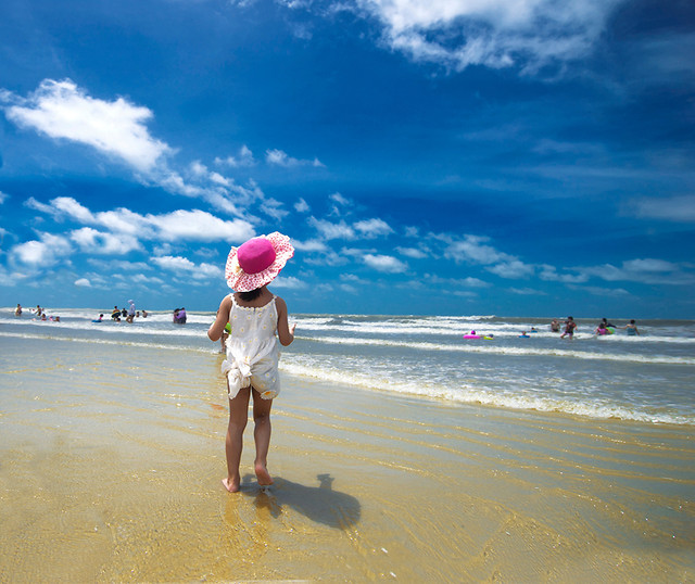 beach-sand-water-sea-ocean 图片素材