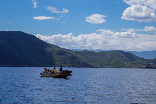 water-watercraft-travel-lake-landscape picture material