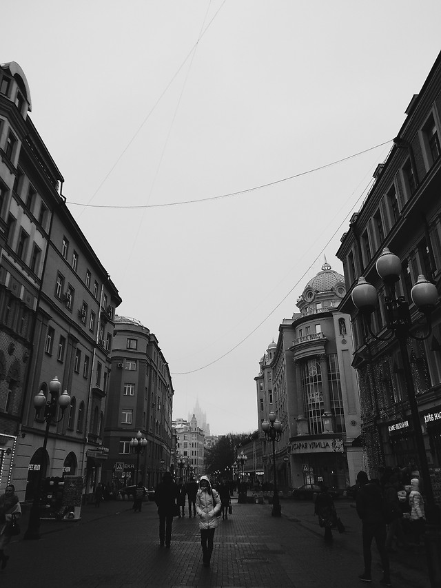 street-people-city-sky-town picture material