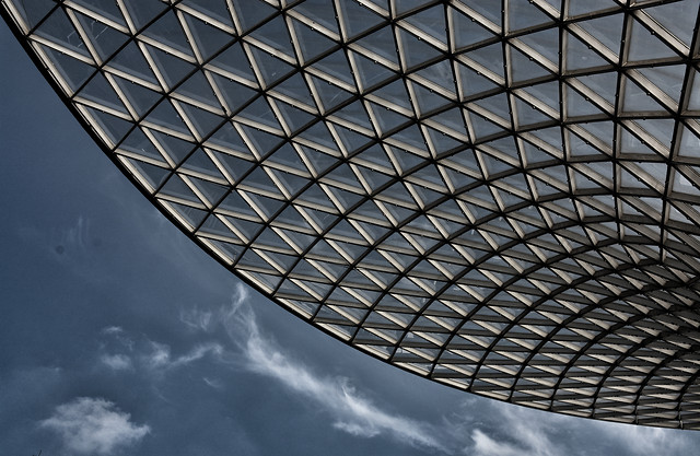 steel-desktop-futuristic-design-iron 图片素材