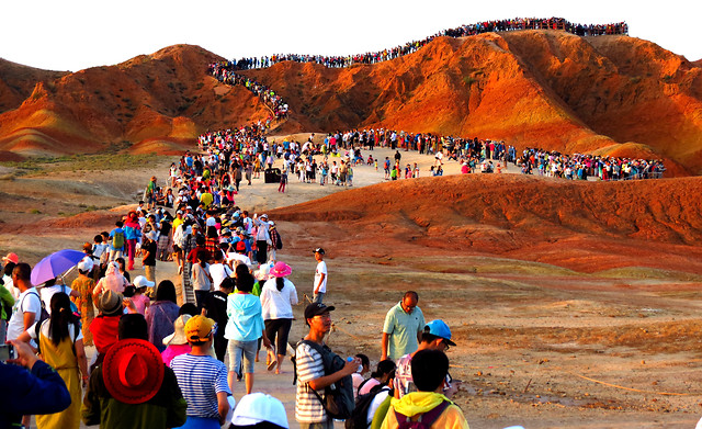 people-travel-group-landscape-tourism picture material