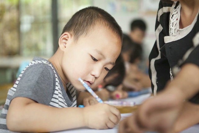 child-people-girl-education-cute 图片素材