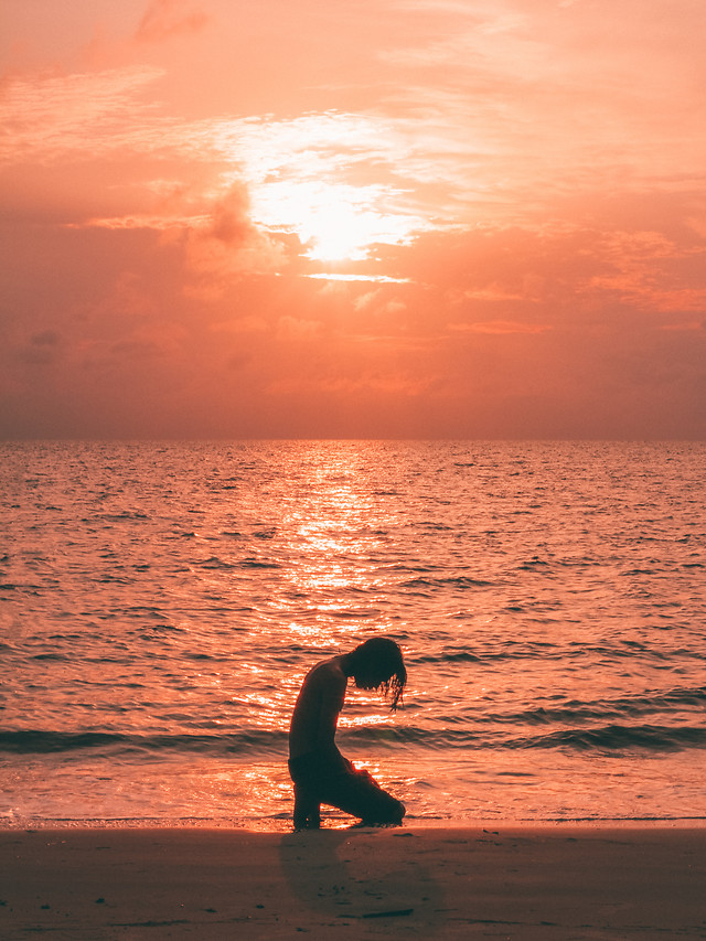 sunset-beach-water-dawn-sea 图片素材