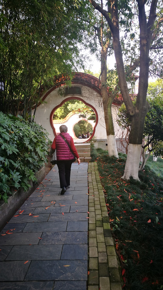 garden-people-tree-flower-architecture 图片素材