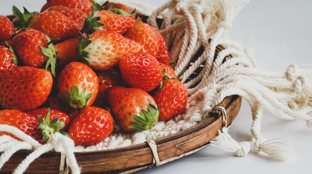 strawberry-food-natural-foods-strawberries-fruit 图片素材