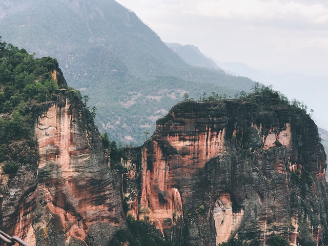 mountain-landscape-travel-monk-rock 图片素材