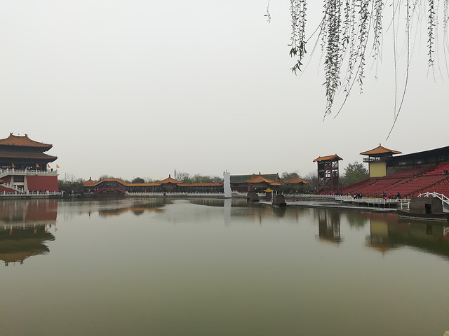 water-reflection-lake-no-person-river 图片素材