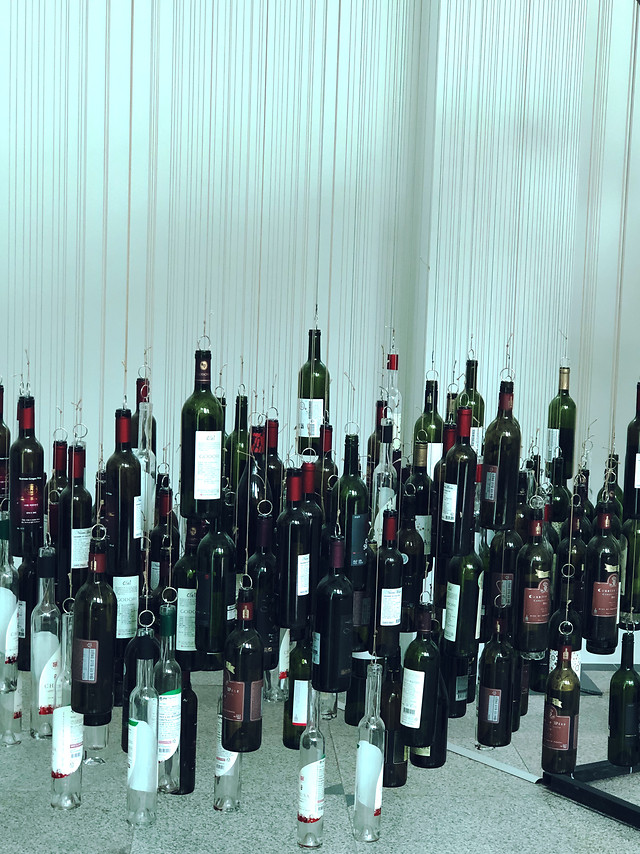 no-person-wine-business-bottle-many 图片素材