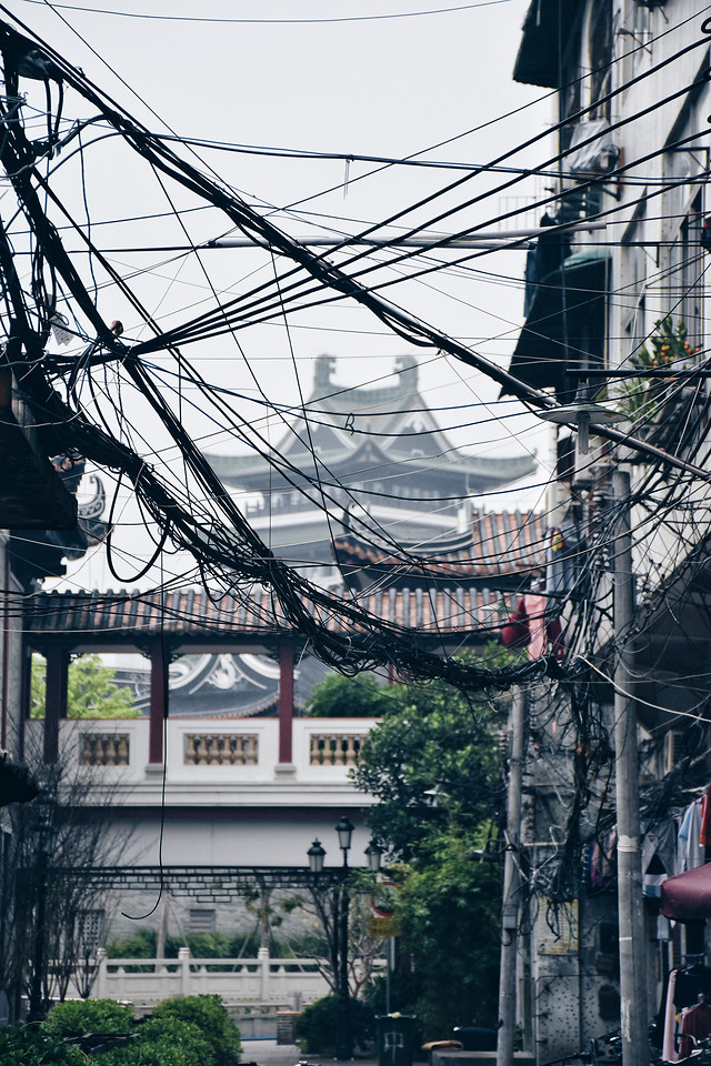 high-steel-electricity-sky-no-person 图片素材