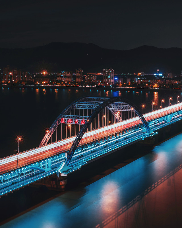 bridge-travel-transportation-system-water-dusk 图片素材