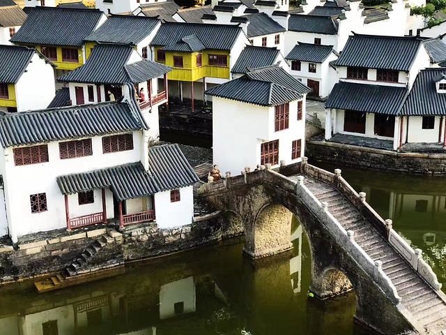 building-architecture-old-house-traditional 图片素材