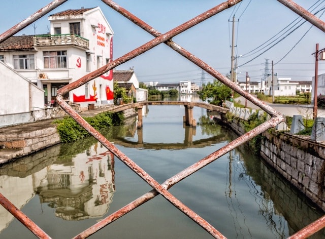 bridge-water-canal-river-building picture material