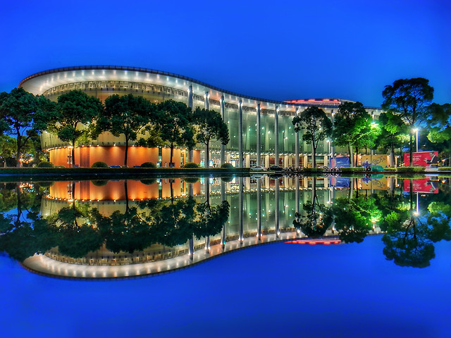 water-travel-reflection-sky-city picture material