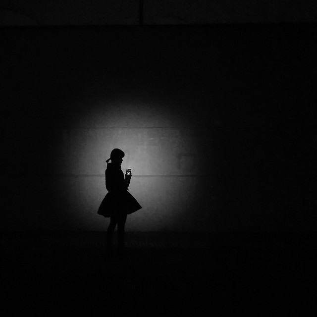 people-silhouette-shadow-light-art picture material