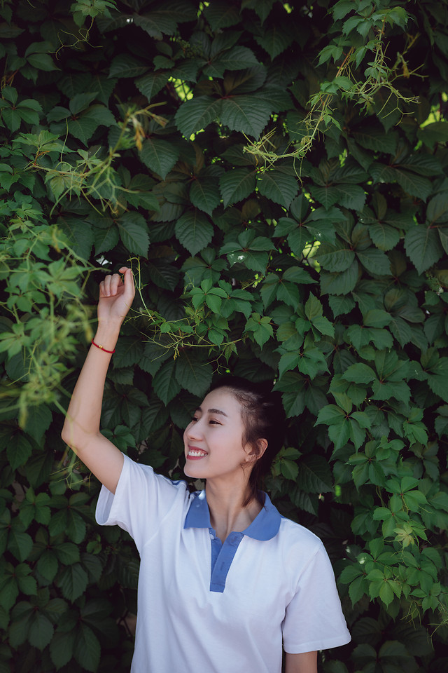 people-green-nature-outdoors-leaf 图片素材