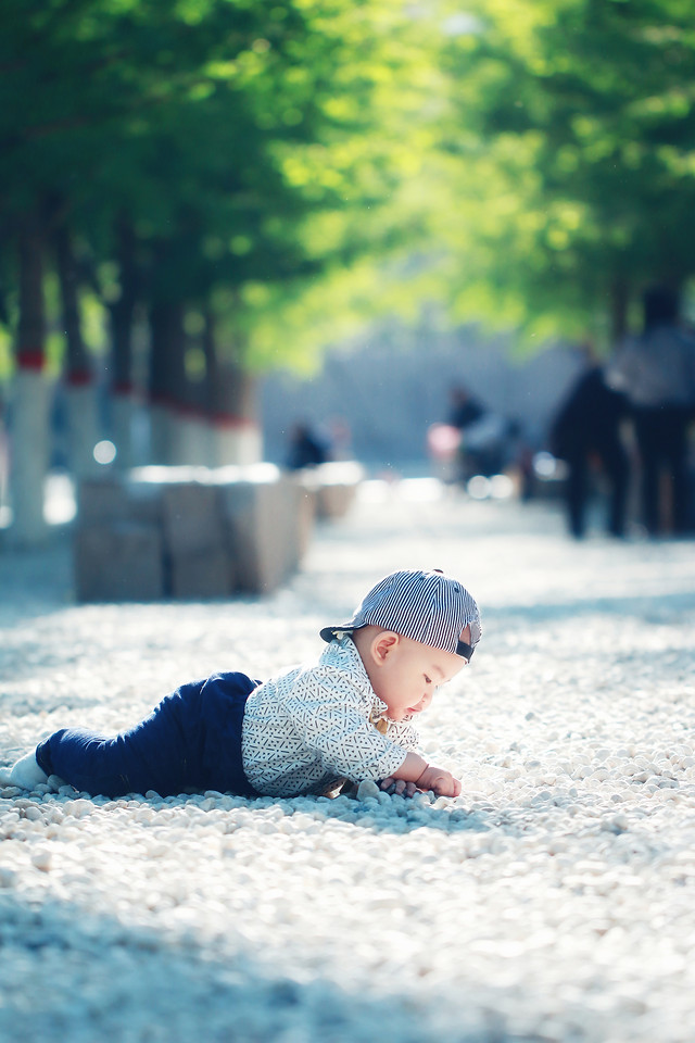 child-photograph-baby-people-outdoors 图片素材