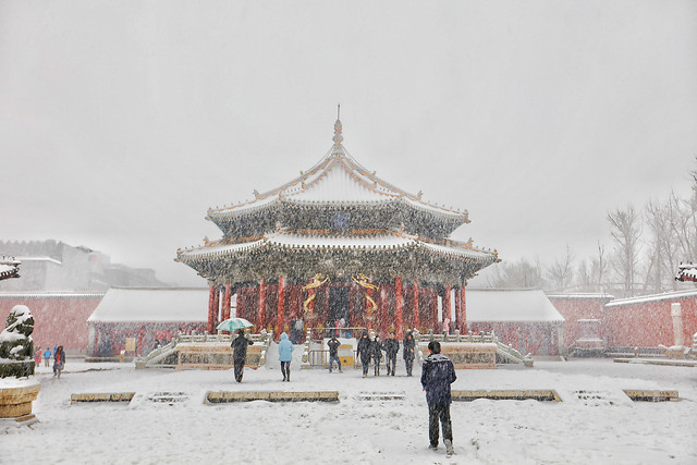 winter-snow-people-travel-landscape 图片素材