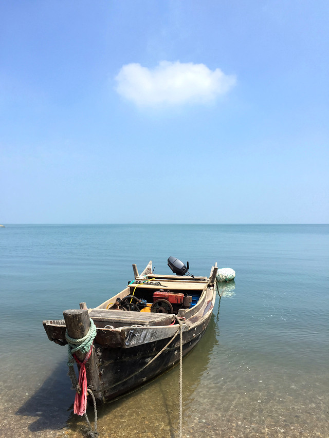 water-sea-boat-ocean-beach picture material